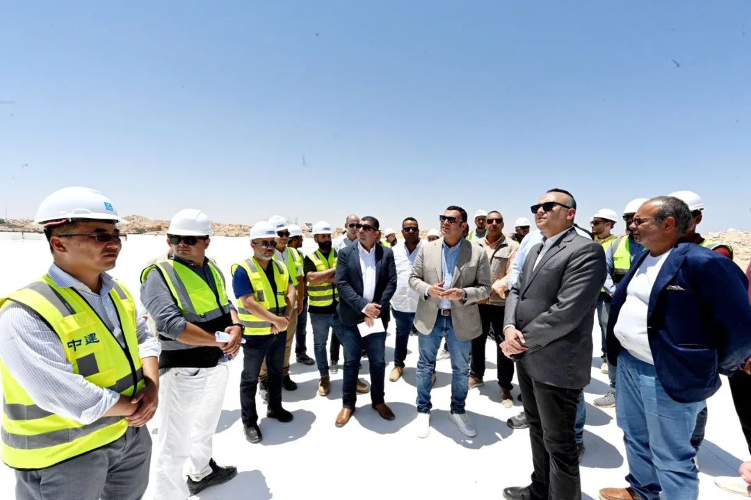 阿拉曼.jpg 阿拉曼.jpg